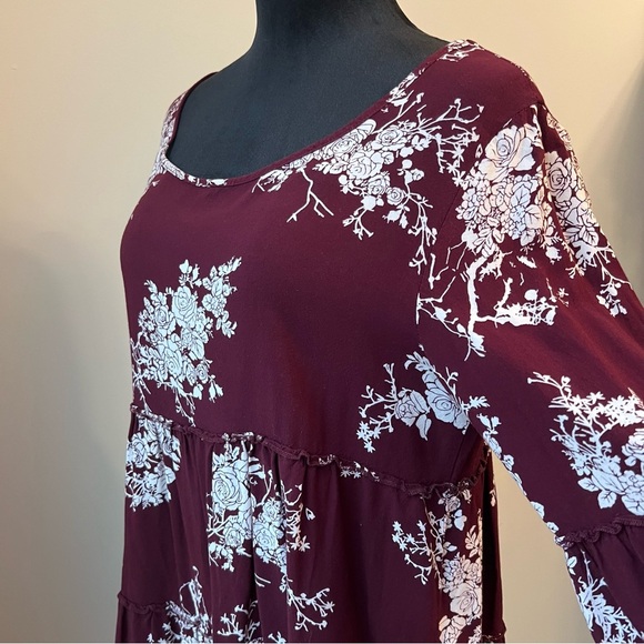JODIFL Burgundy Floral Blouse - Picture 3 of 9